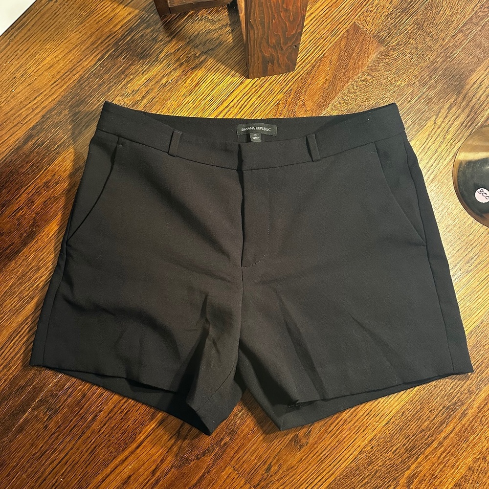 Banana Republic black dress shorts size: 6